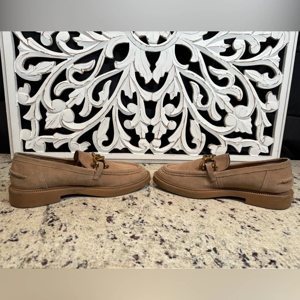 Steve Madden Karmine Suede Loafers Size 9 Tan